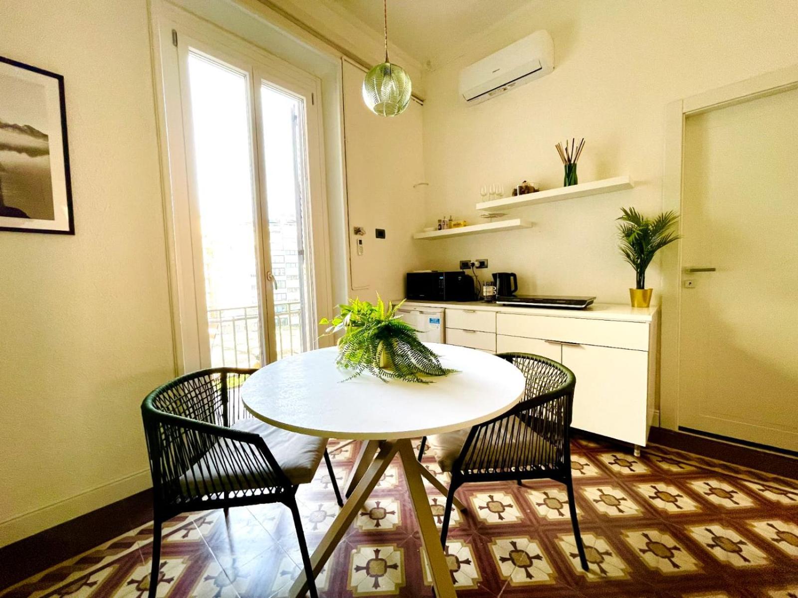 Charming Rooms Loreto 8 米兰 外观 照片