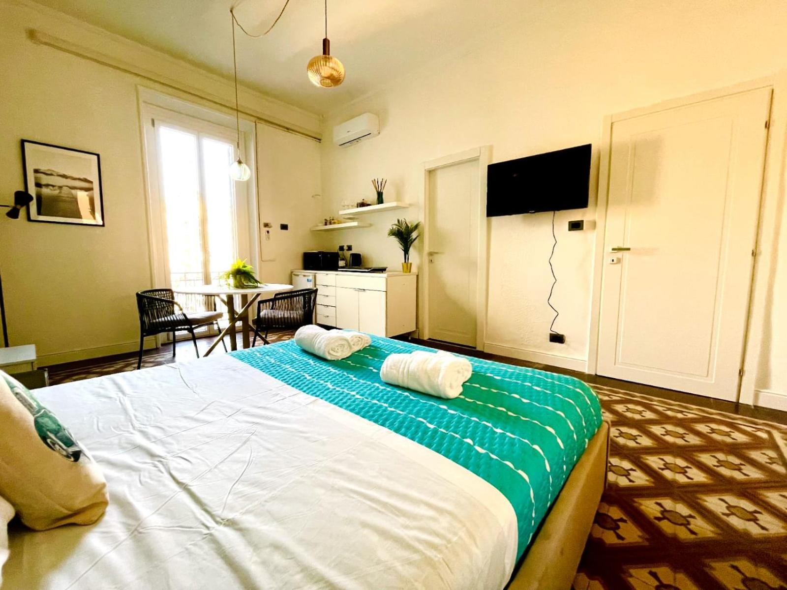 Charming Rooms Loreto 8 米兰 外观 照片